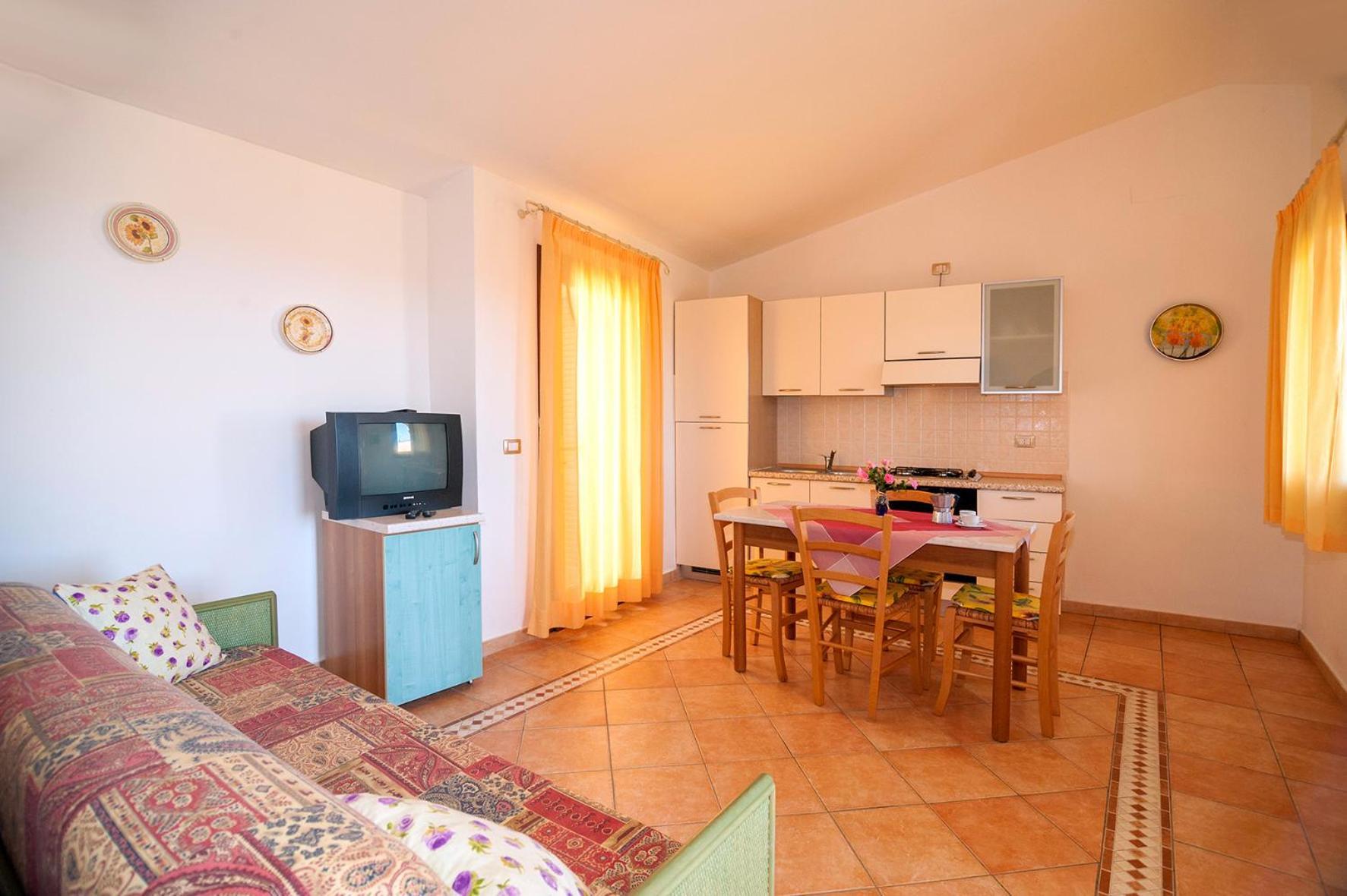 Li Troni Aparthotel Budoni Exteriör bild