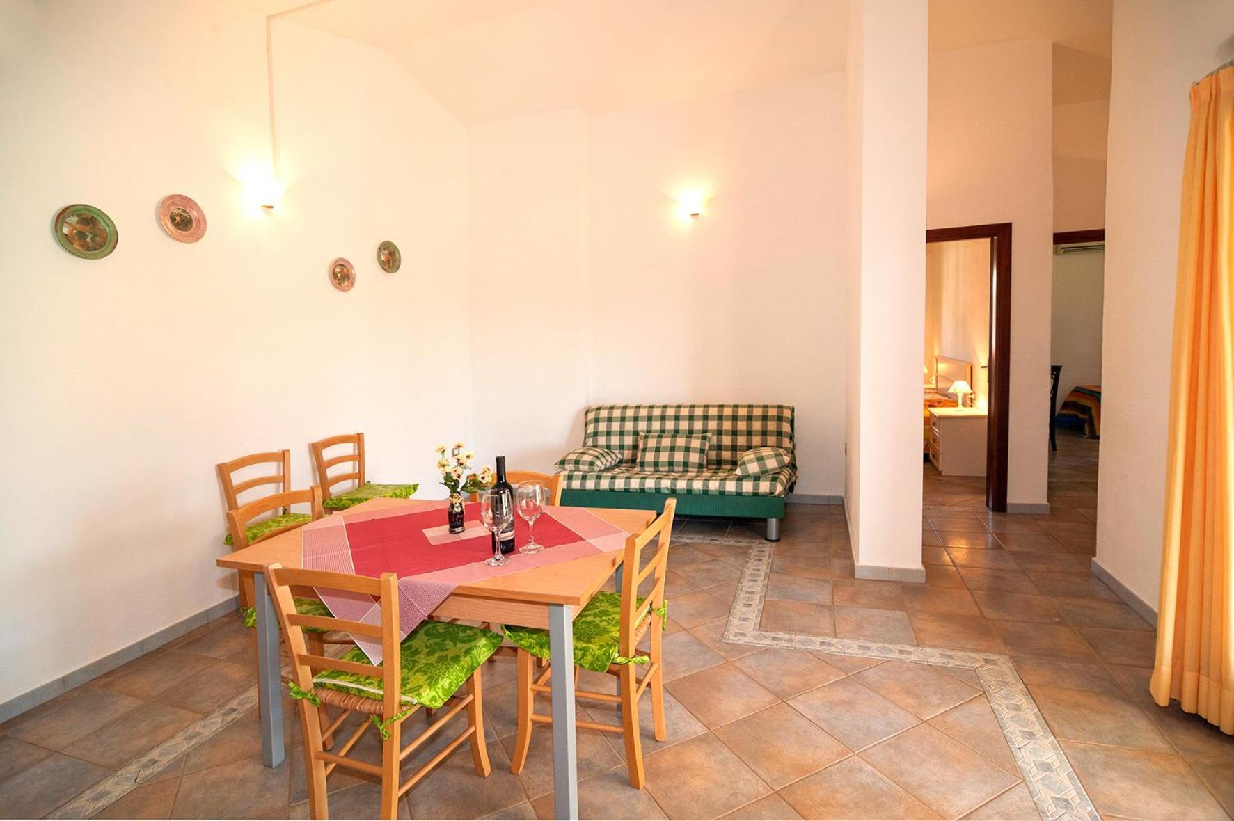 Li Troni Aparthotel Budoni Exteriör bild